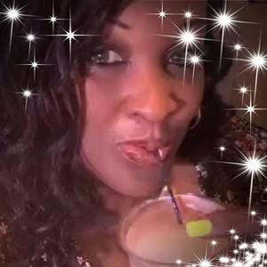 Meet your Posher, Sharon